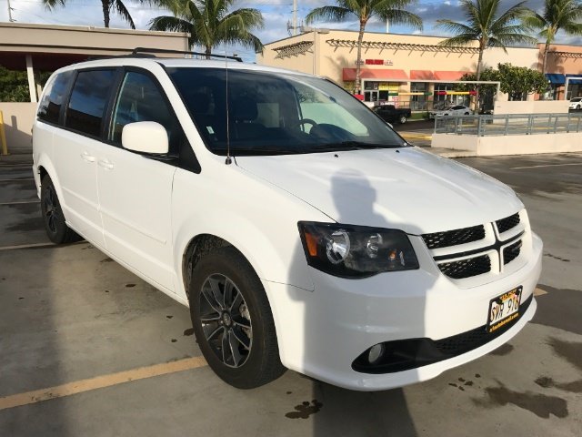 Used 2016 Dodge Grand Caravan R/T FWD image 4