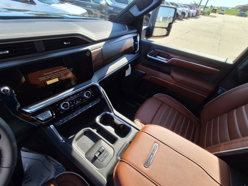 New 2025 GMC Sierra 2500 Denali Ultimate w/ LPO, GMC Protection Package image 17