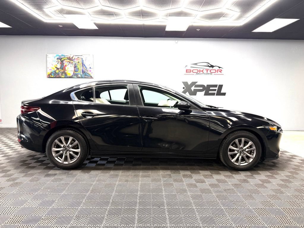 Used 2020 MAZDA MAZDA3 Sedan FWD image 17