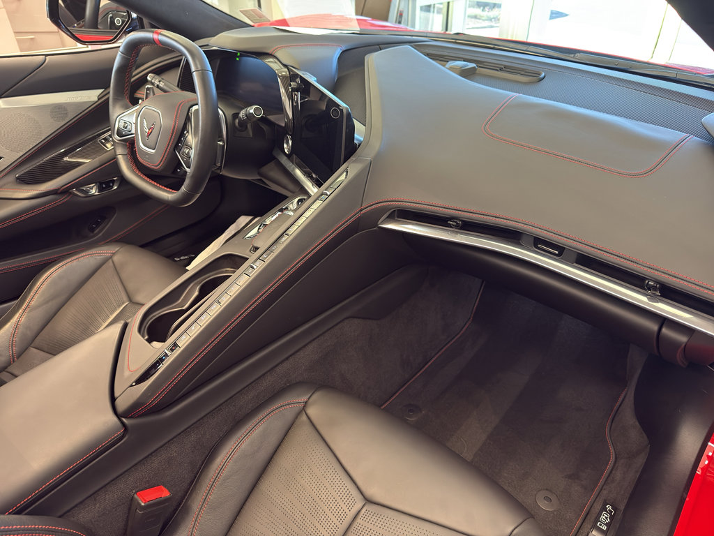 Used 2020 Chevrolet Corvette Stingray Premium Cpe w/ 3LT Preferred Equipment Group image 26