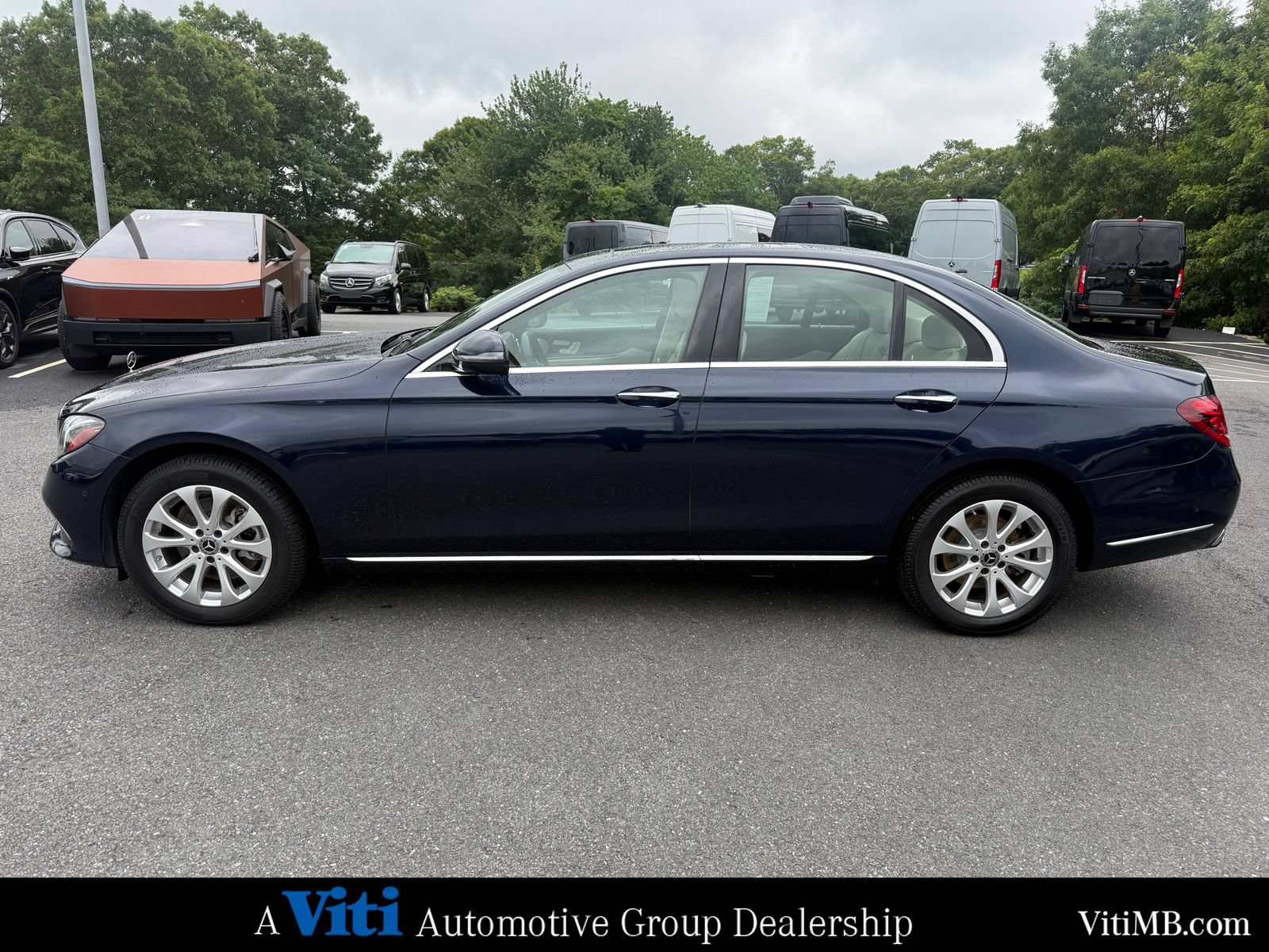 Used 2019 Mercedes-Benz E 300 4MATIC image 5