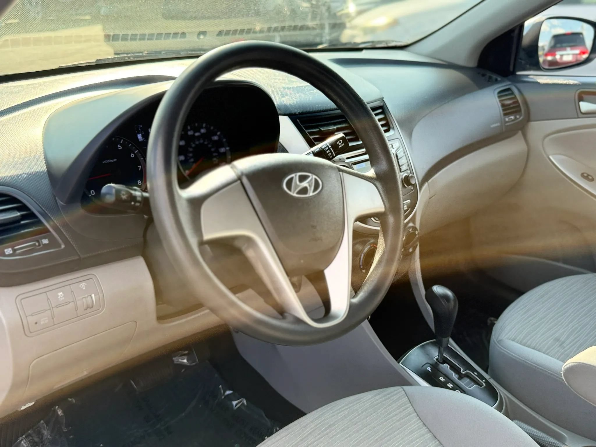 Used 2017 Hyundai Accent SE FWD image 14