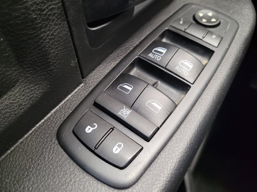 Used 2016 RAM 1500 Express AWD/4WD image 27