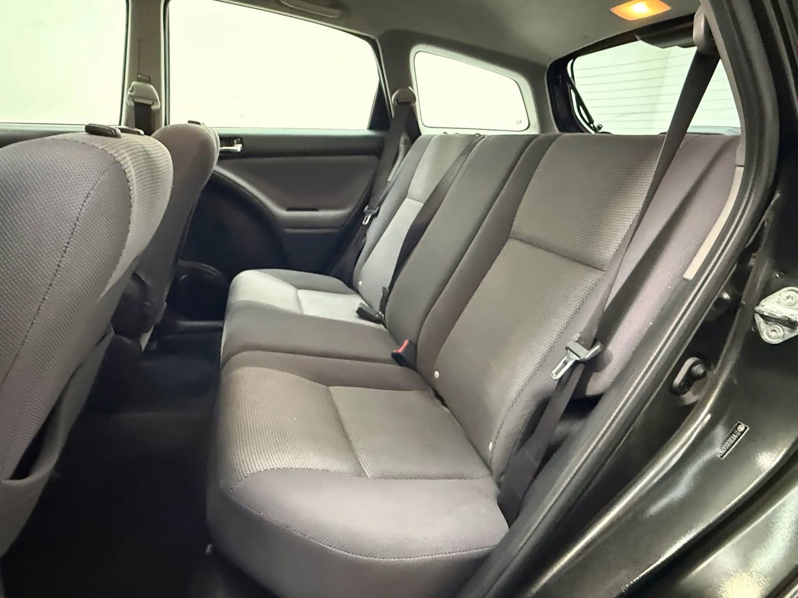 Used 2005 Toyota Matrix XR FWD image 17