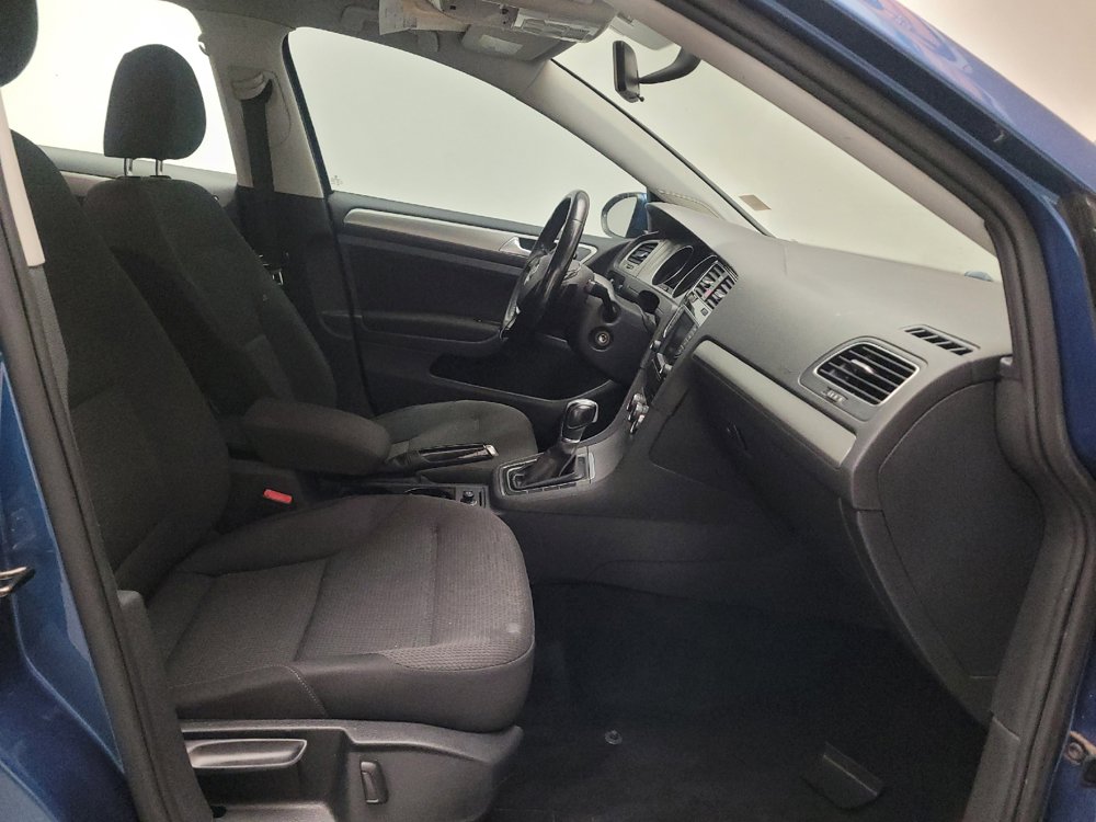 Used 2016 Volkswagen Golf S FWD image 21