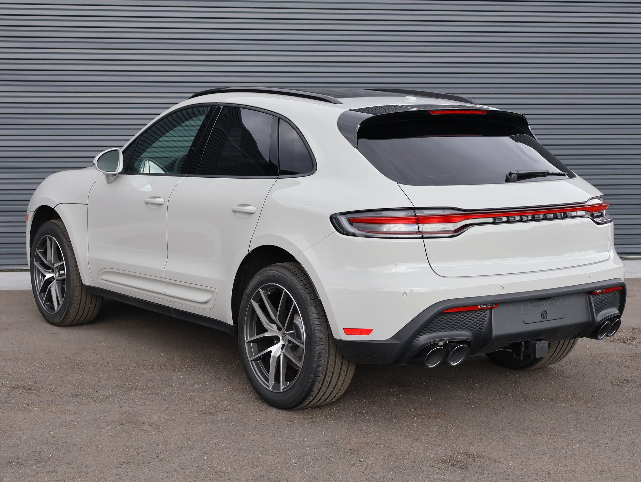New 2026 Porsche Macan AWD/4WD image 3
