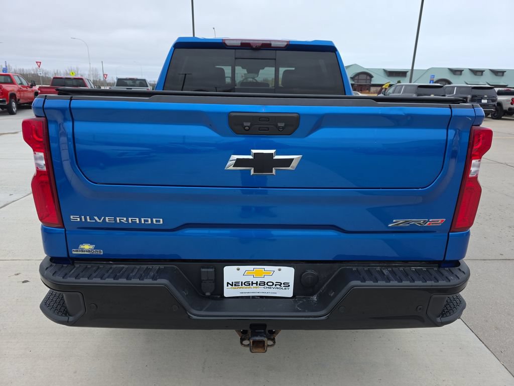 Used 2022 Chevrolet Silverado 1500 ZR2 w/ Technology Package AWD/4WD image 4