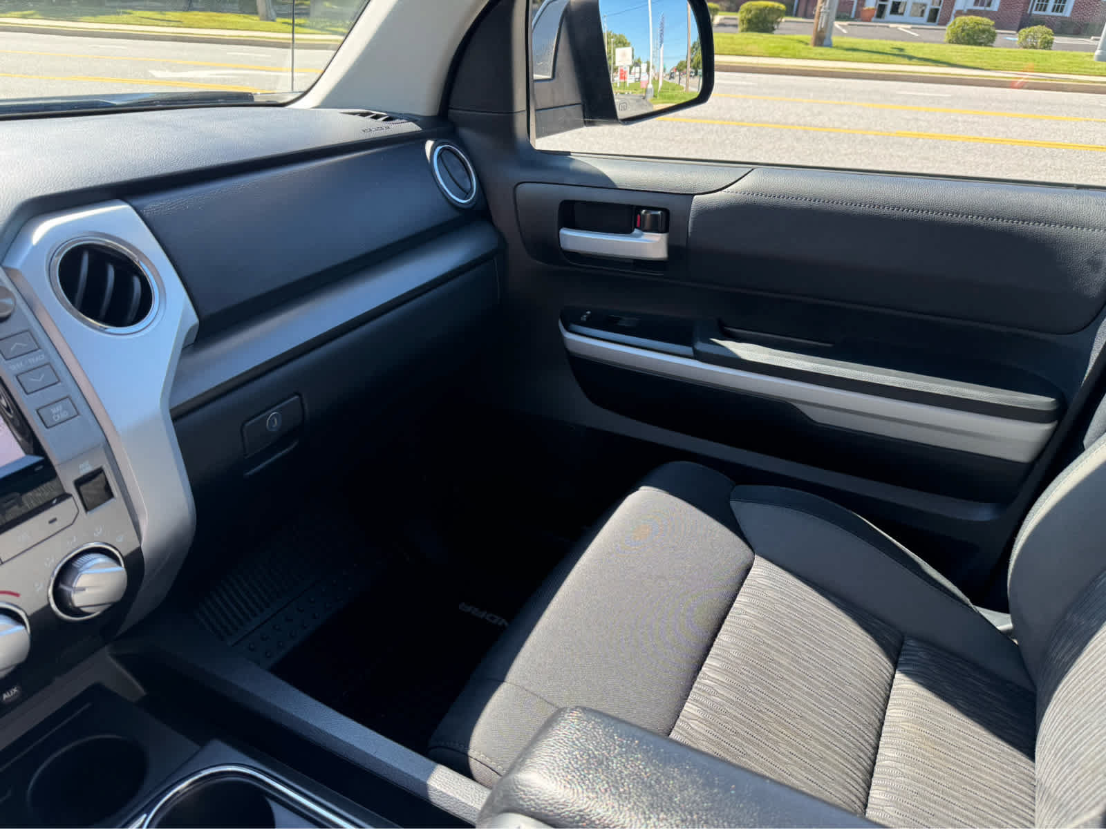 Used 2019 Toyota Tundra SR5 w/ TRD Sport Package AWD/4WD image 20