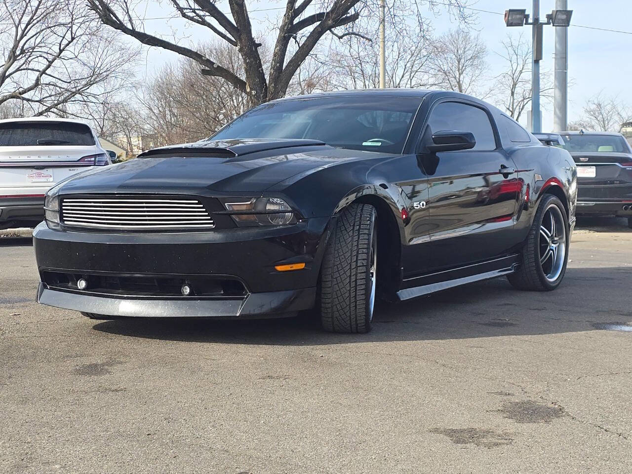 Used 2012 Ford Mustang GT image 3
