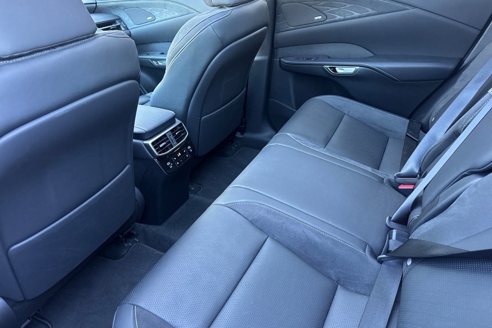 Used 2023 Lexus RX 350 FWD w/ Cold Area Package image 25