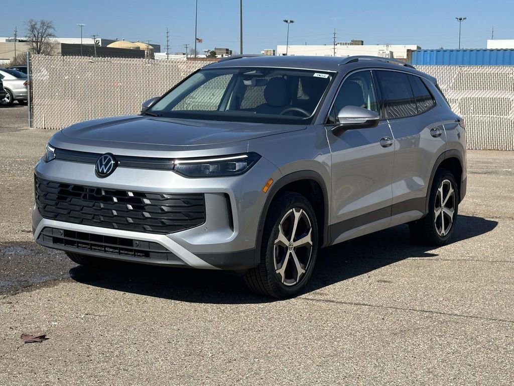 New 2026 Volkswagen Tiguan SE image 1