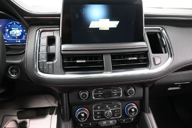 Used 2024 Chevrolet Suburban RST w/ Luxury Package AWD/4WD image 10
