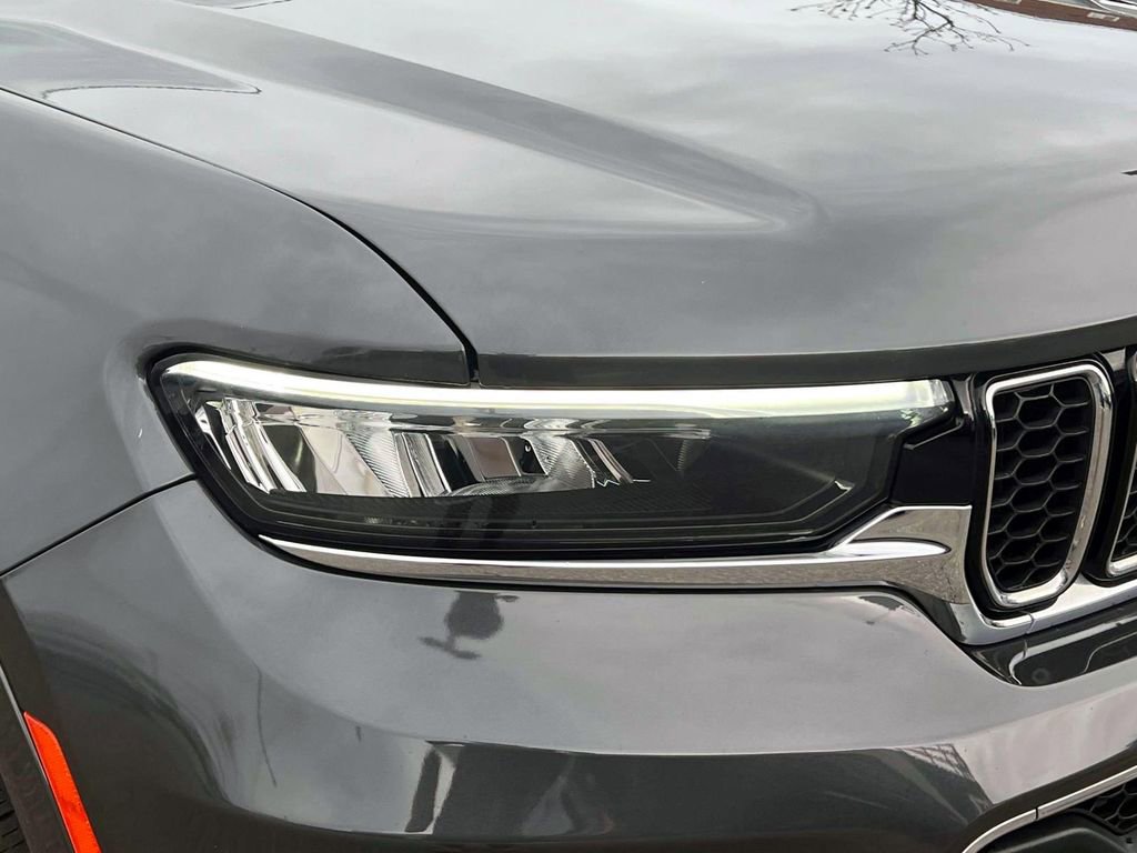 Certified 2022 Jeep Grand Cherokee L Overland AWD/4WD image 10