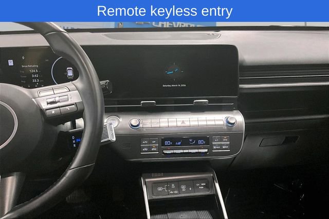 Used 2025 Hyundai Kona SEL image 12