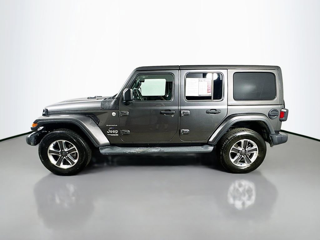 Used 2018 Jeep Wrangler Unlimited Sahara AWD/4WD image 5