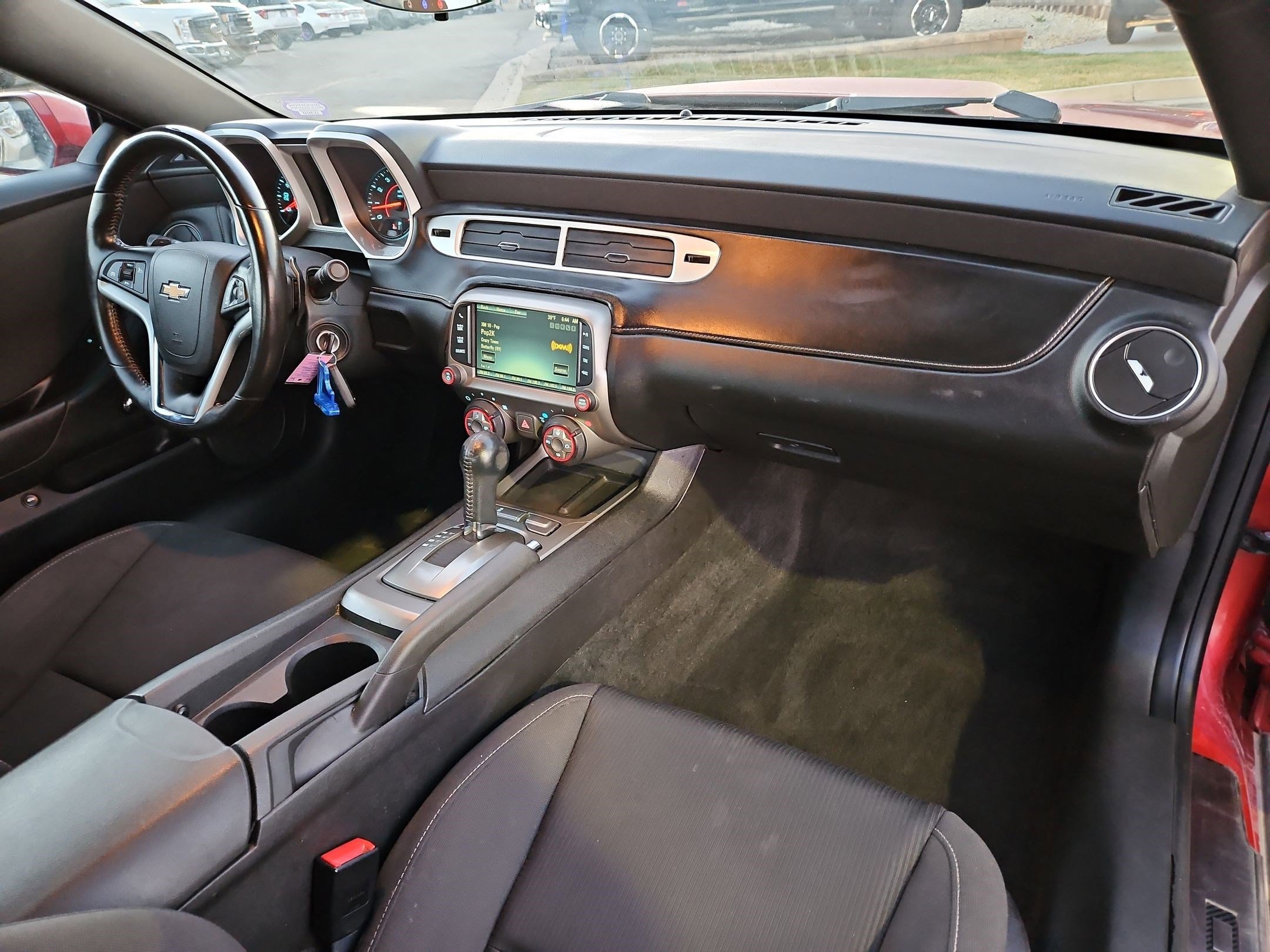 Used 2014 Chevrolet Camaro LT image 31