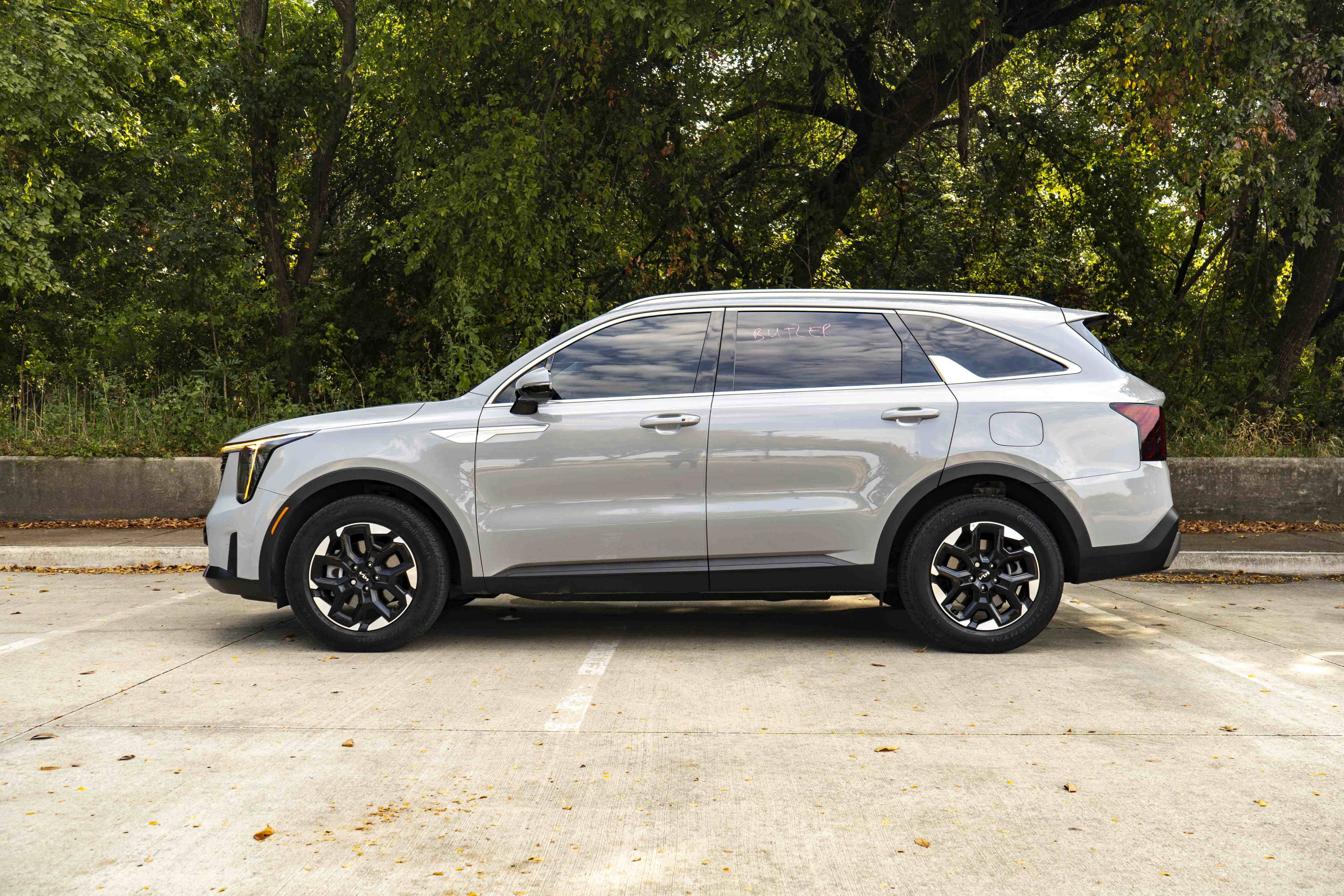 Used 2026 Kia Sorento S w/ S Panoramic Sunroof Package FWD image 6