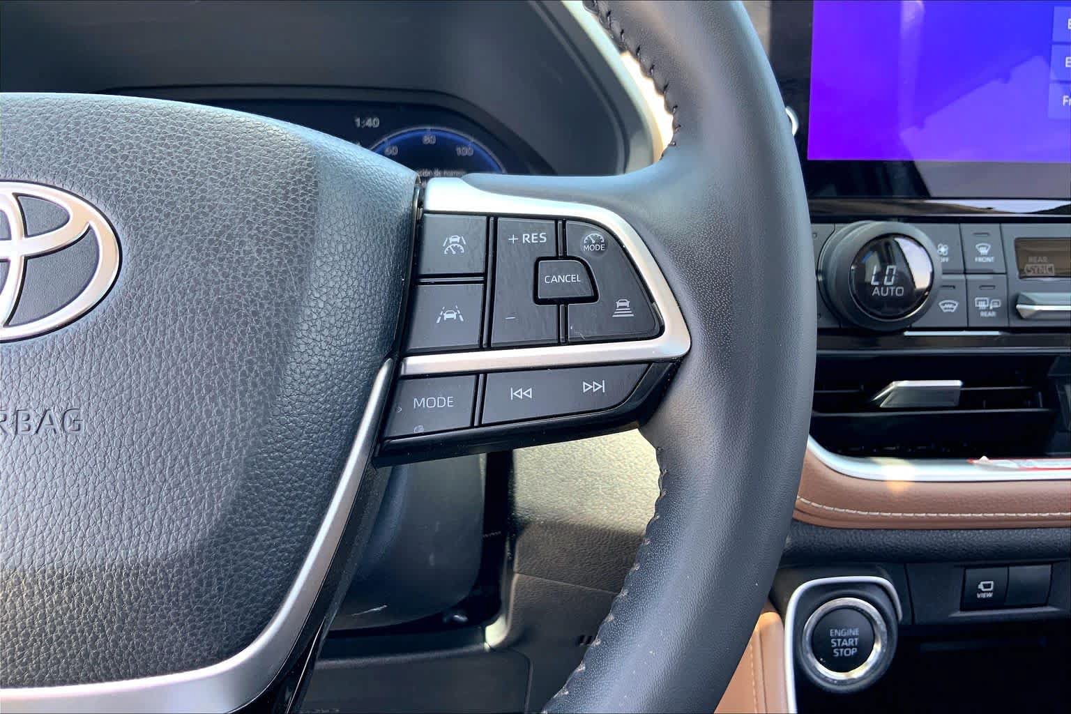 Used 2026 Toyota Grand Highlander AWD image 24