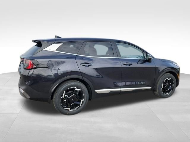 New 2026 Kia Sportage EX FWD image 2