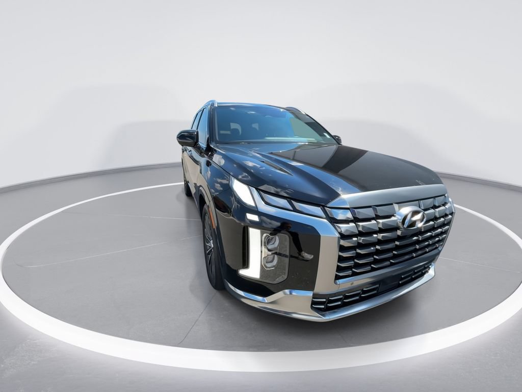 Used 2024 Hyundai Palisade Calligraphy AWD/4WD image 3
