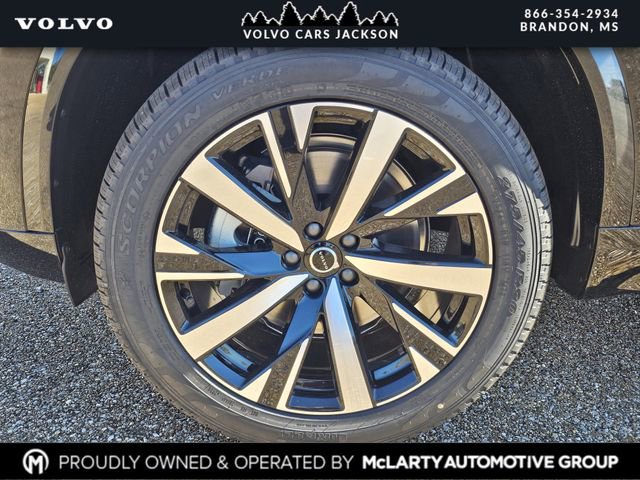 New 2026 Volvo XC90 B5 Core w/ Protection Package Premier image 26