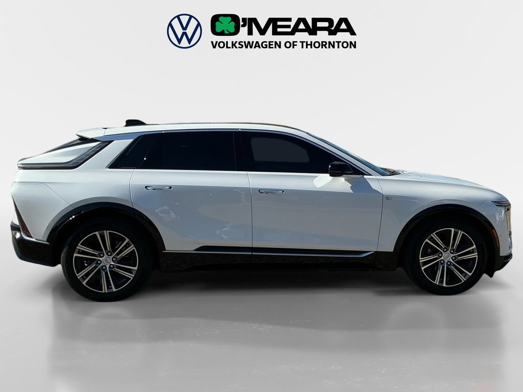 Used 2024 Cadillac Lyriq Luxury RWD image 6