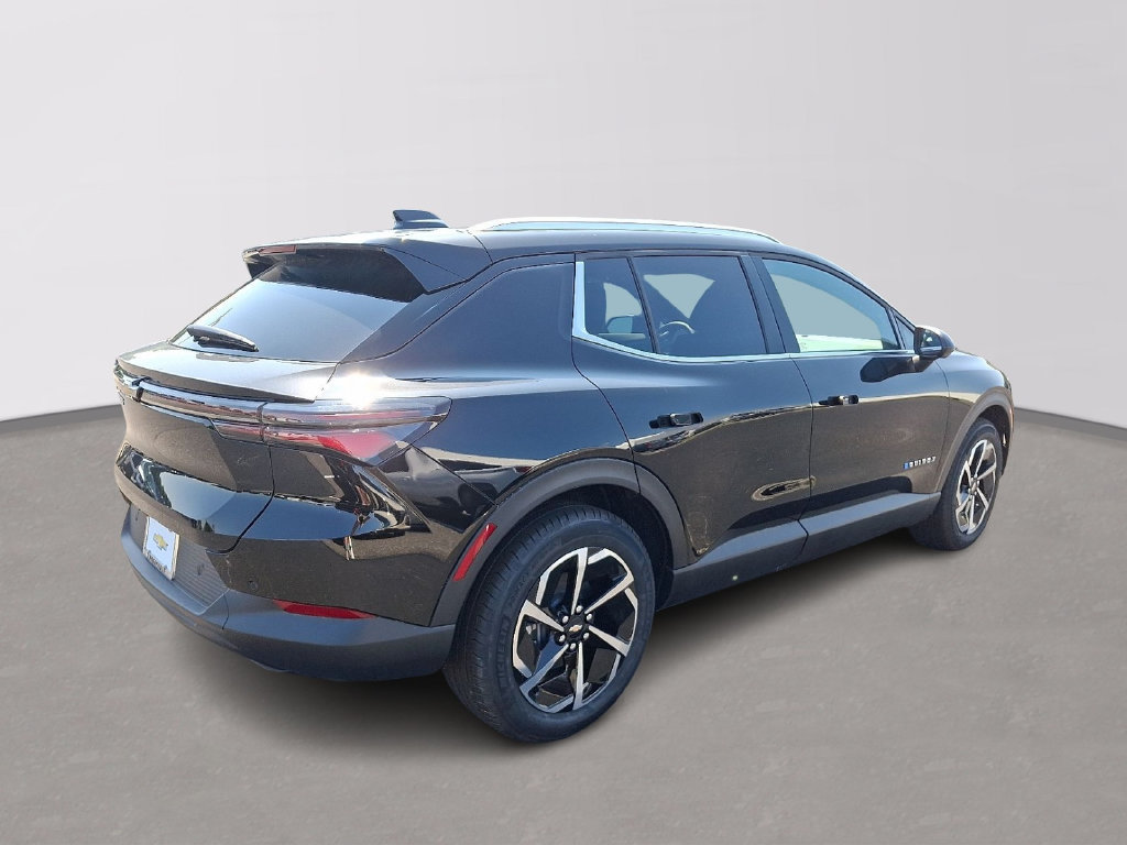 New 2026 Chevrolet Equinox EV LT FWD image 4