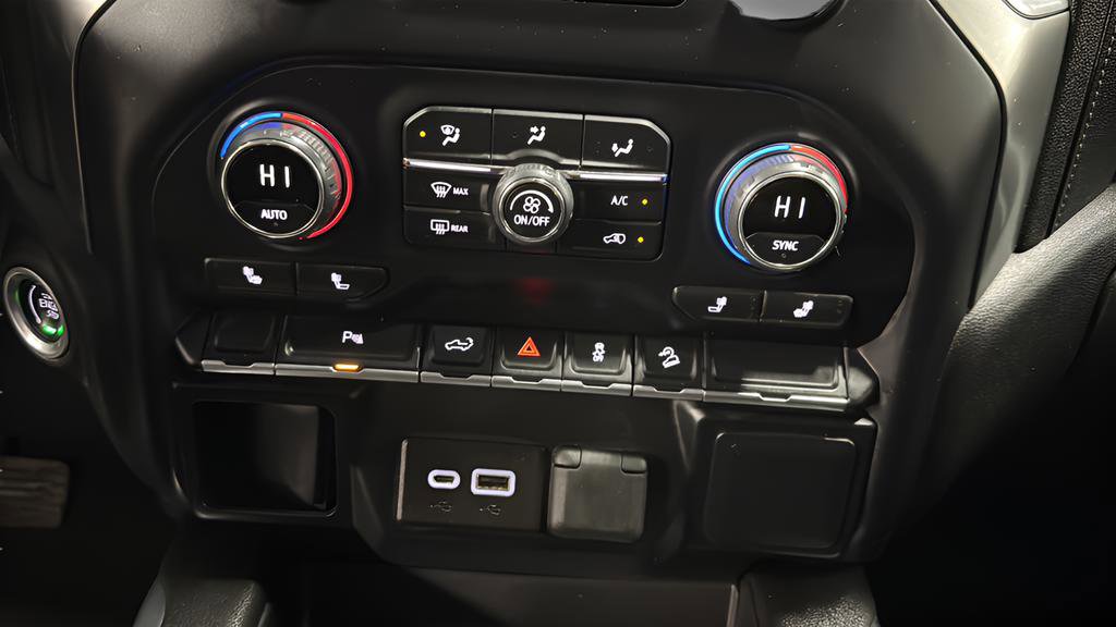 Used 2022 Chevrolet Silverado 1500 RST AWD/4WD image 19