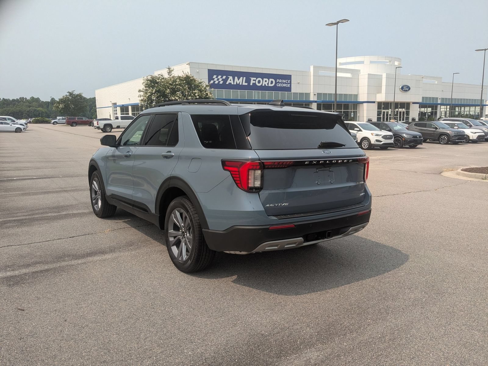New 2026 Ford Explorer Active w/ Active Comfort Package AWD/4WD image 5