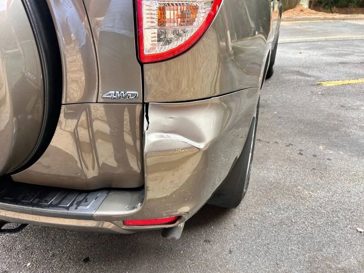 Used 2011 Toyota RAV4 4WD V6 image 39