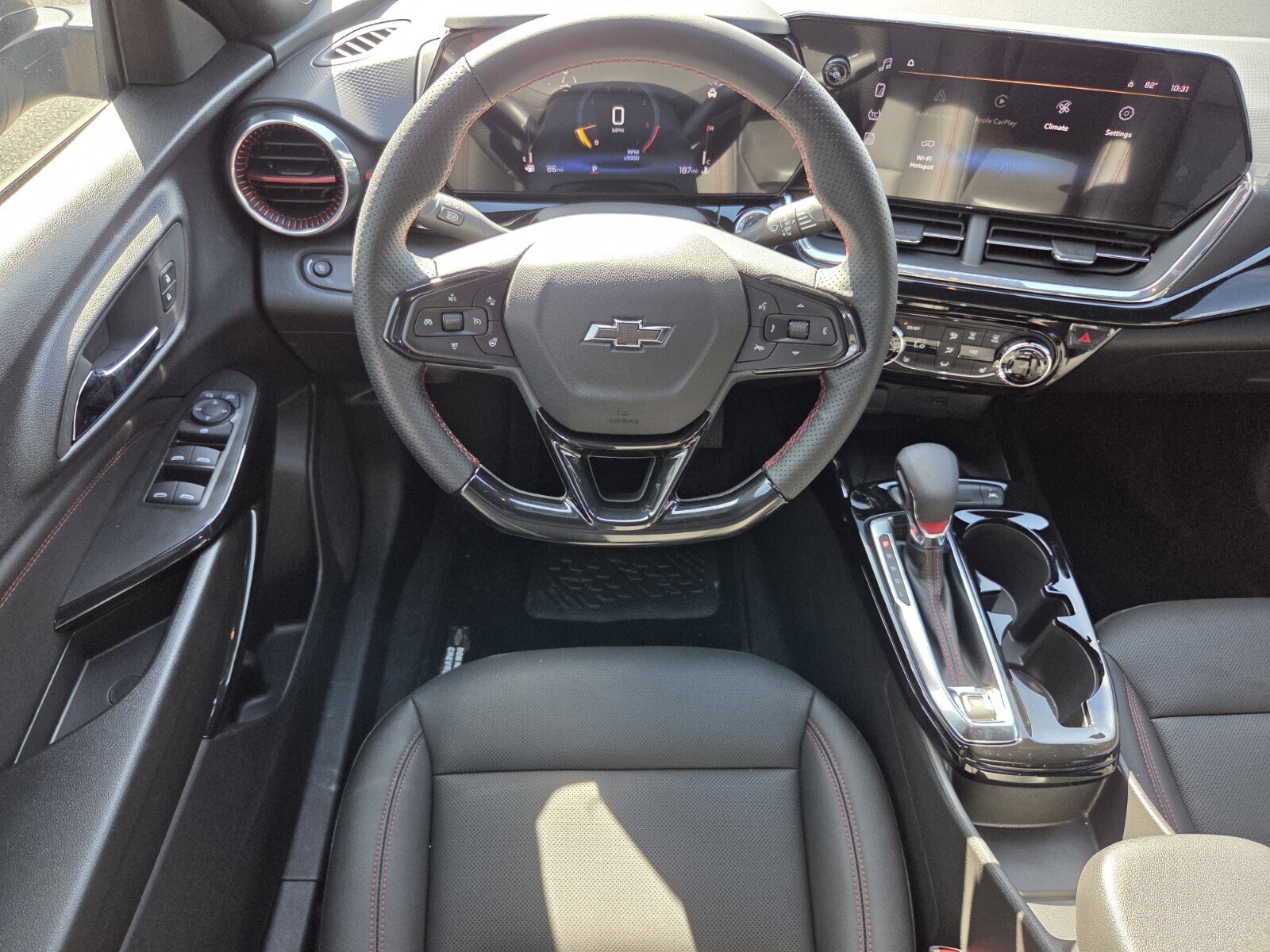 New 2026 Chevrolet Trax RS w/ Sunroof Package image 9