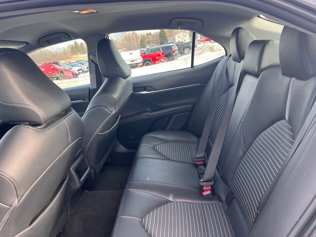 Used 2024 Toyota Camry SE w/ Cold Weather Package image 6