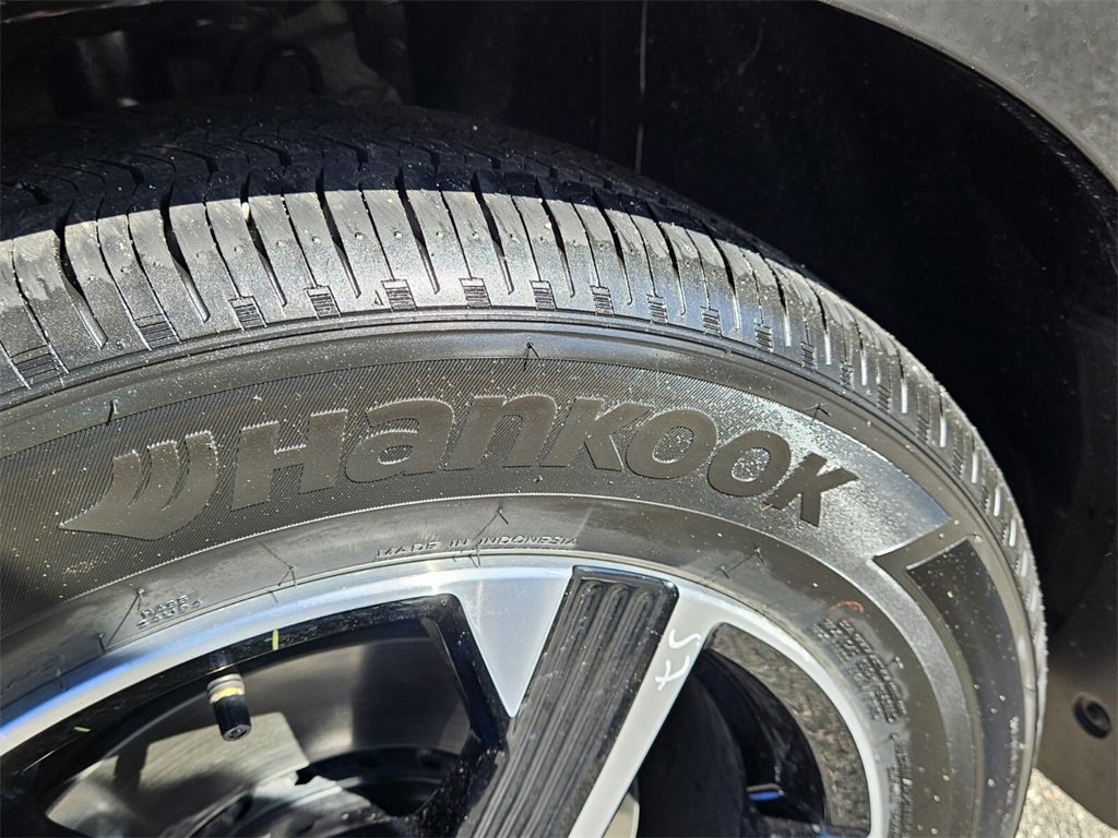 New 2025 Nissan Sentra SV w/ All-Weather Package image 15