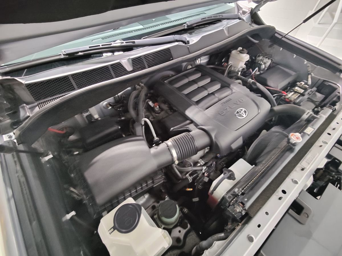 Used 2019 Toyota Tundra Platinum AWD/4WD image 5