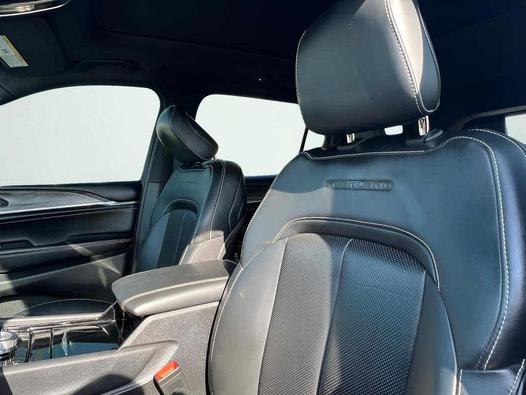 Used 2022 Jeep Grand Cherokee L Overland image 41