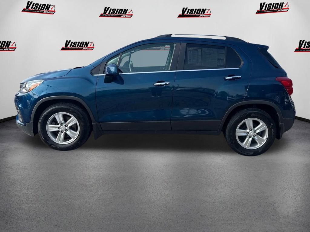 Used 2020 Chevrolet Trax LT w/ Driver Confidence Package image 8
