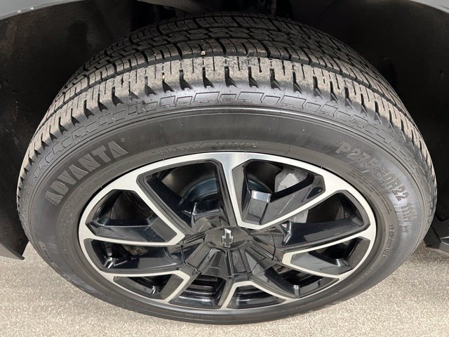 Used 2024 Chevrolet Suburban RST AWD/4WD image 14