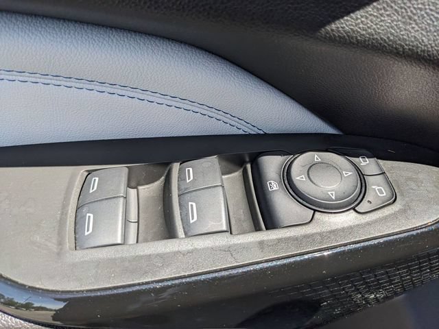Used 2025 Chevrolet Trax LT FWD image 15