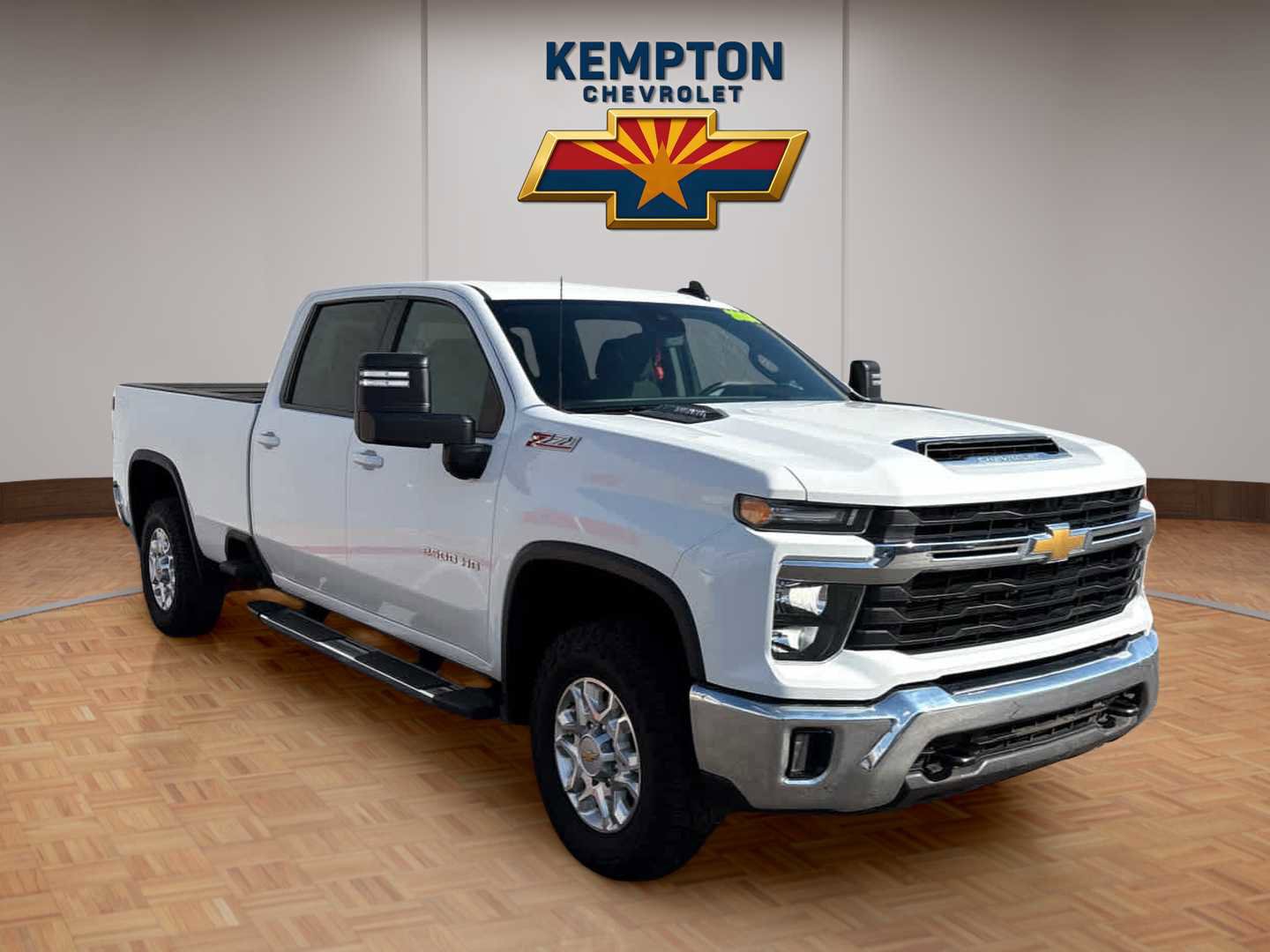 Used 2024 Chevrolet Silverado 2500 LT image 8