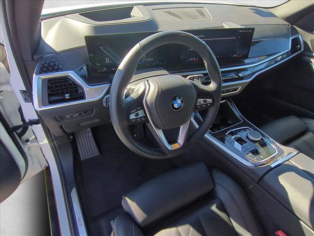 Used 2025 BMW X5 sDrive40i w/ Parking Assistance Package image 10