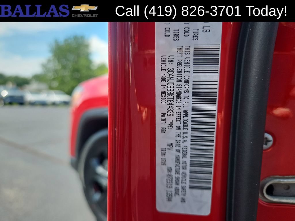 Used 2019 Jeep Compass Latitude FWD image 34