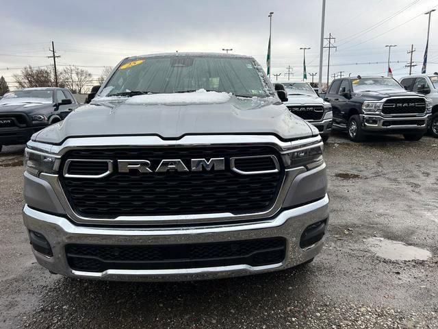 Used 2025 RAM 1500 Big Horn AWD/4WD image 8