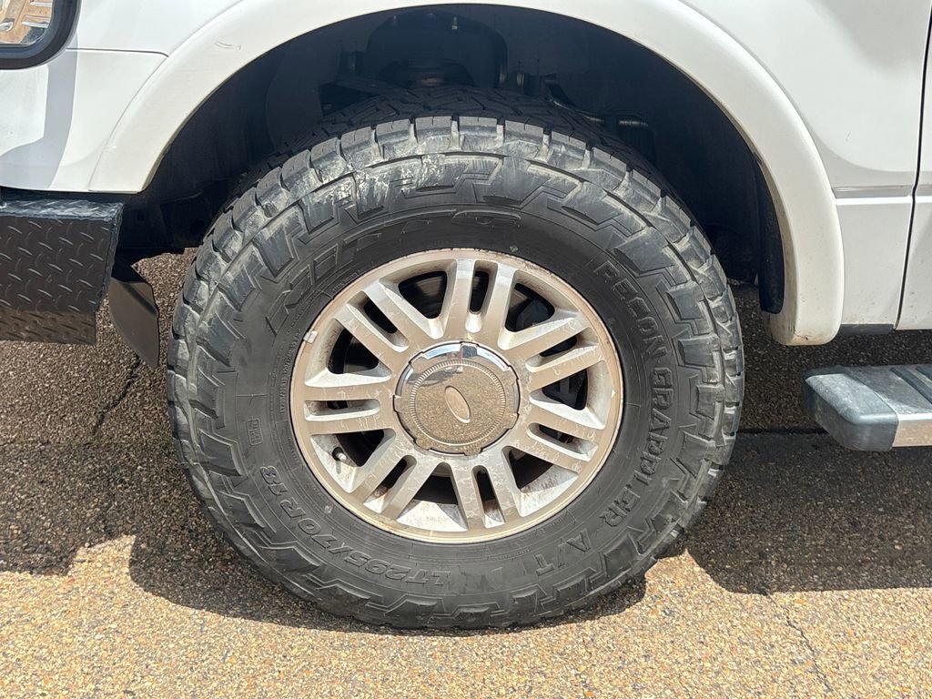 Used 2013 Ford F150 Lariat w/ Luxury Equipment Group image 26