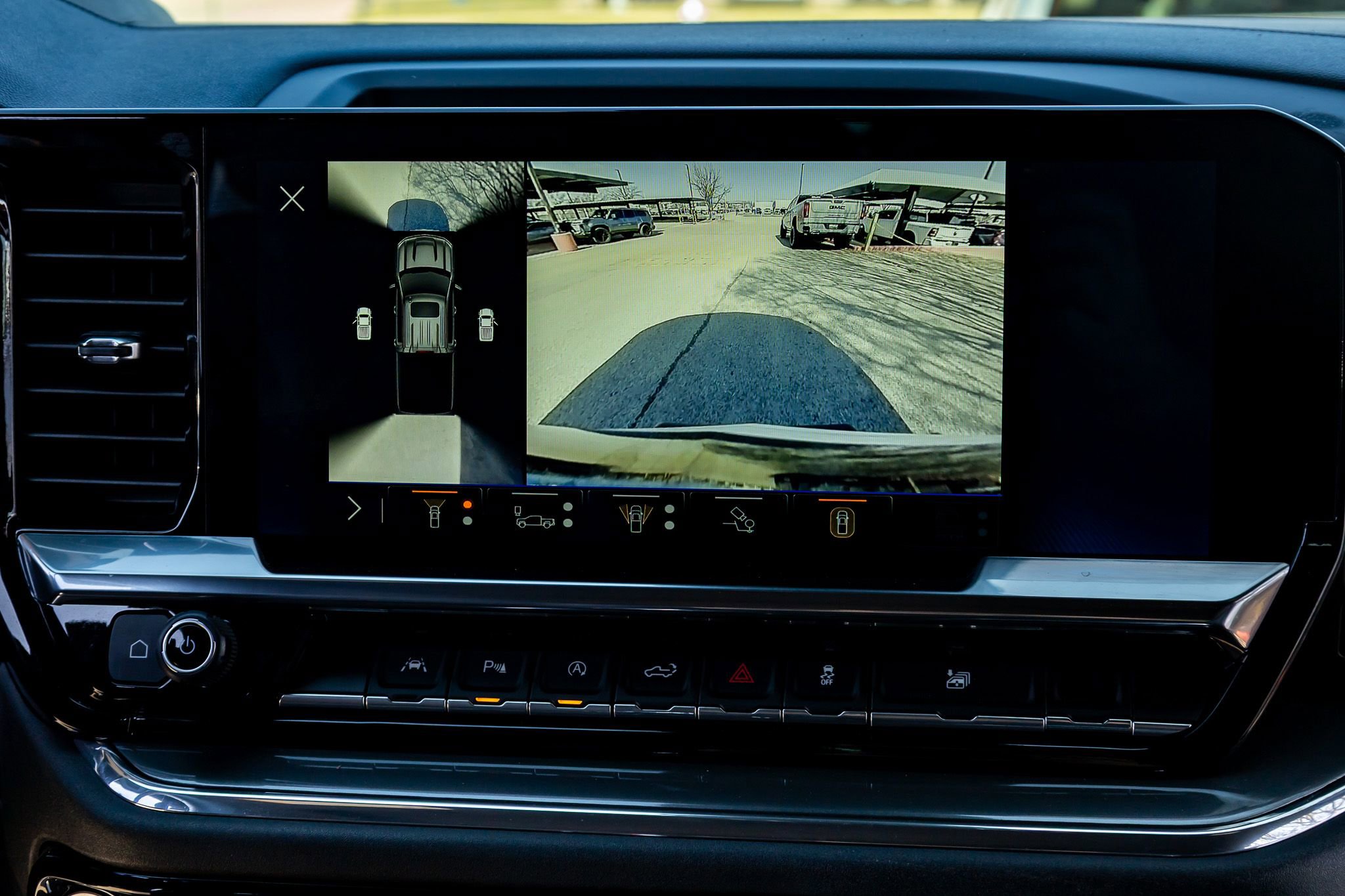 Used 2024 Chevrolet Silverado 1500 High Country w/ Technology Package image 25