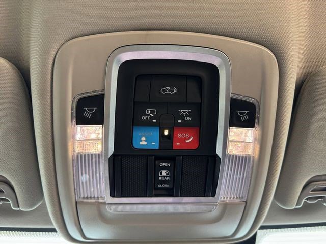 Used 2025 RAM 2500 Limited image 30