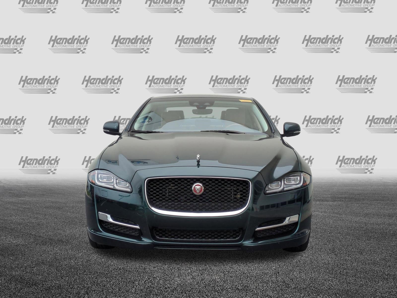 Used 2019 Jaguar XJ R-Sport AWD/4WD image 3