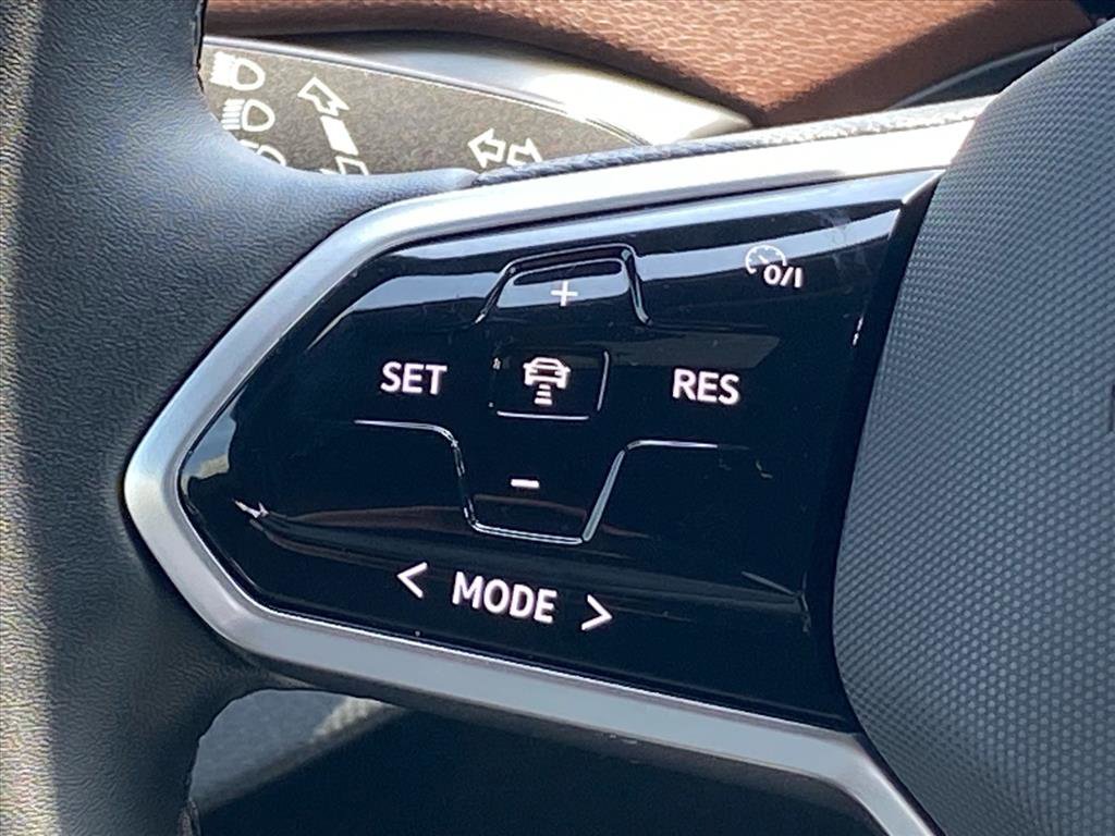 Certified 2024 Volkswagen ID.4 2WD image 6