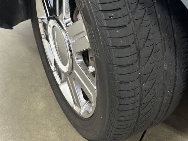 Used 2005 Ford Thunderbird RWD image 24