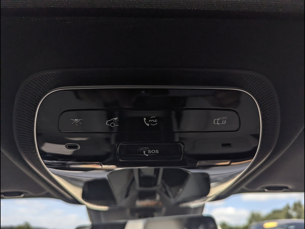 Used 2023 Mercedes-Benz C 300 4MATIC Sedan image 35