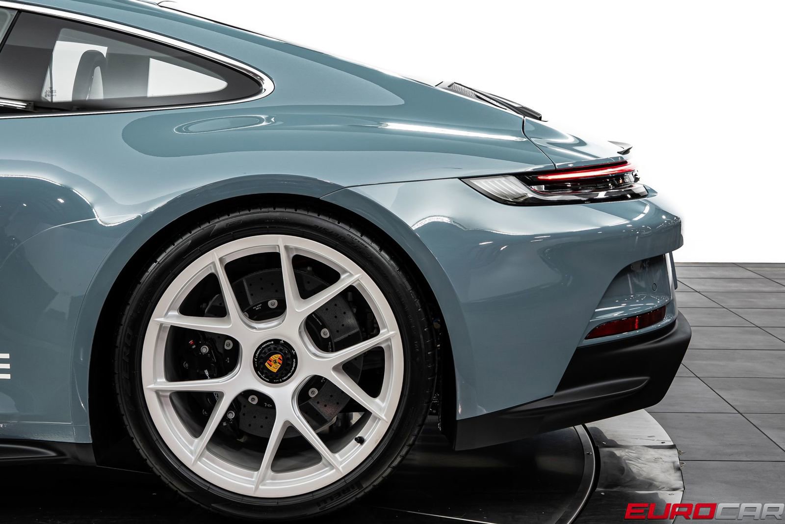 Used 2024 Porsche 911 GT3 RS RWD image 19